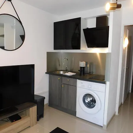 Studio Golfe Marine Avec Piscine Et Parking * Vallauris