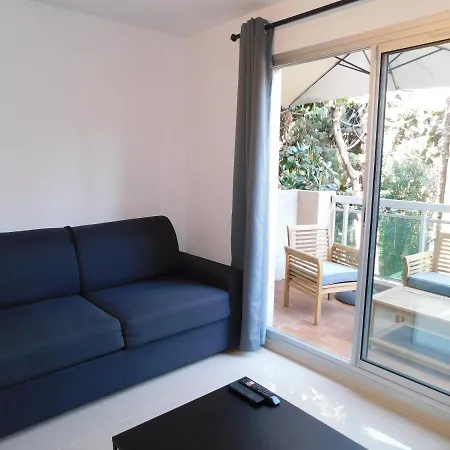Studio Golfe Marine Avec Piscine Et Parking Vallauris