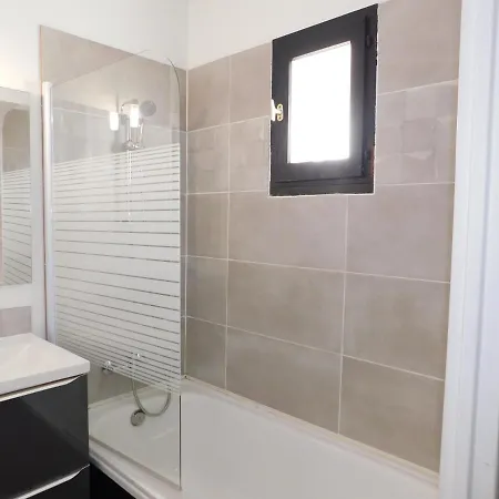 Studio Golfe Marine Avec Piscine Et Parking Apartmán